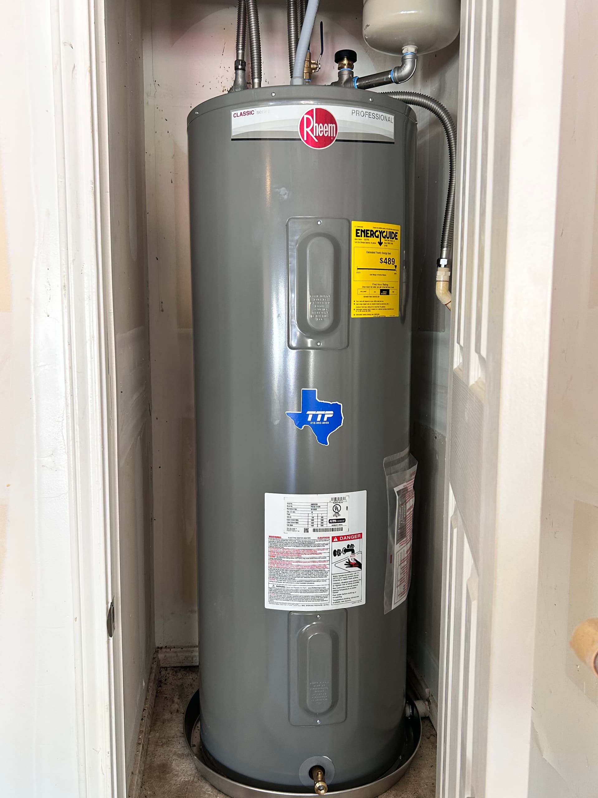 Leaking Water Heater Replaced with New Rheem Unit in San Antonio image