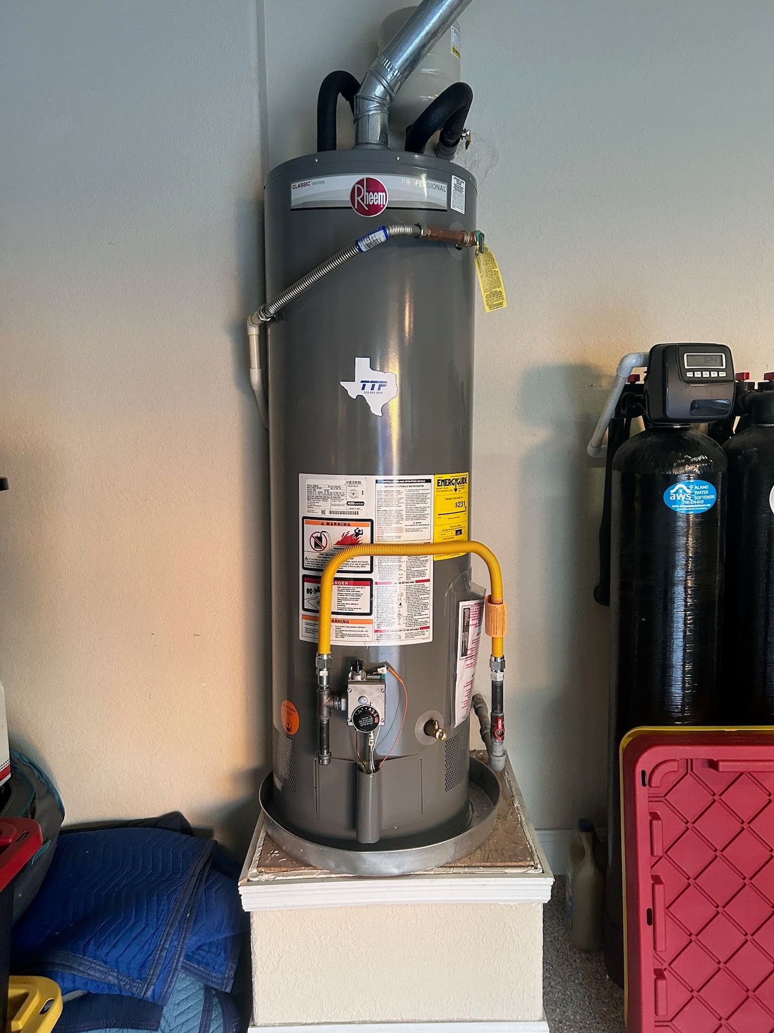 Project Efficient Rheem Water Heater Installation in San Antonio image